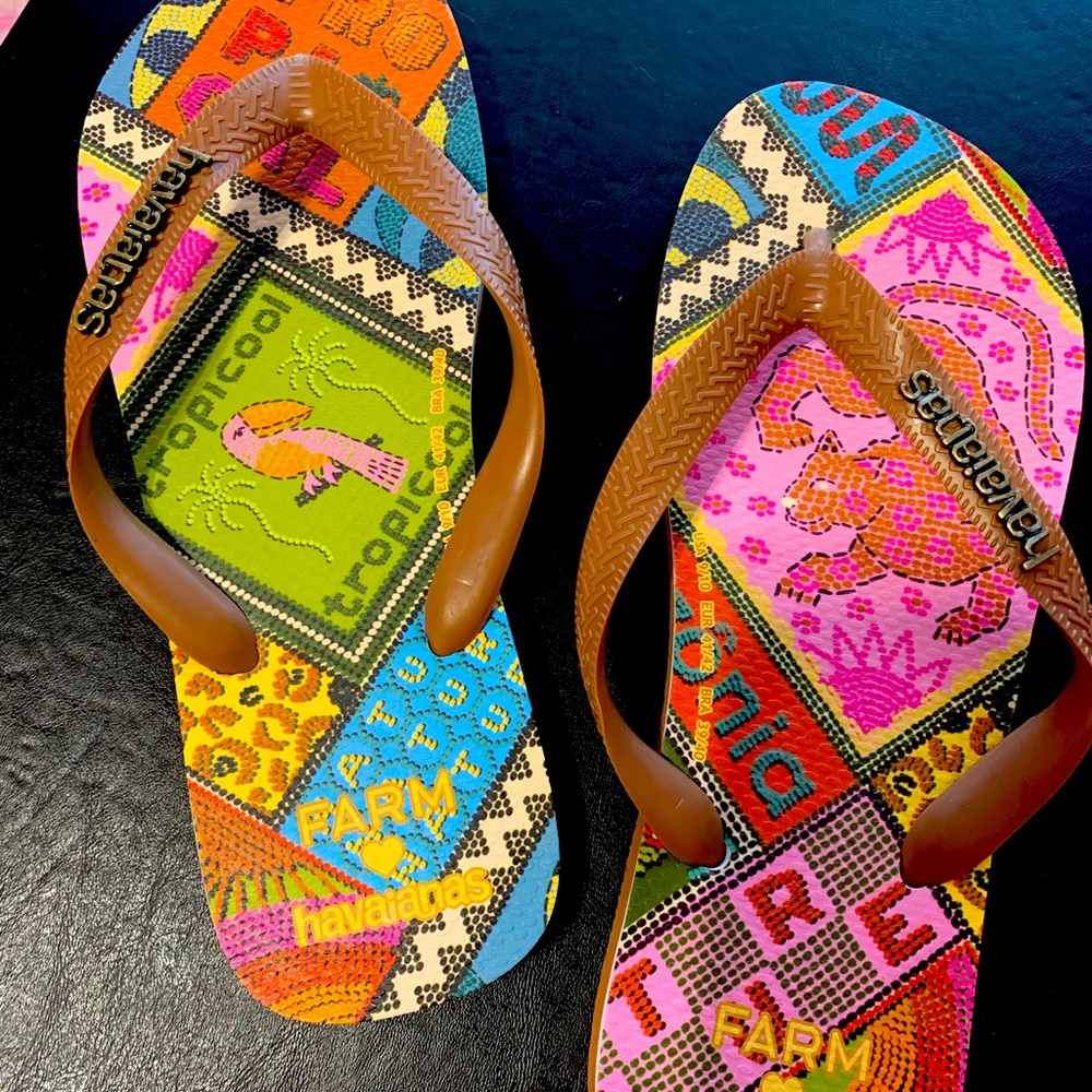 Havana/Farm Rio flip flops size 9/10 brand new without tags